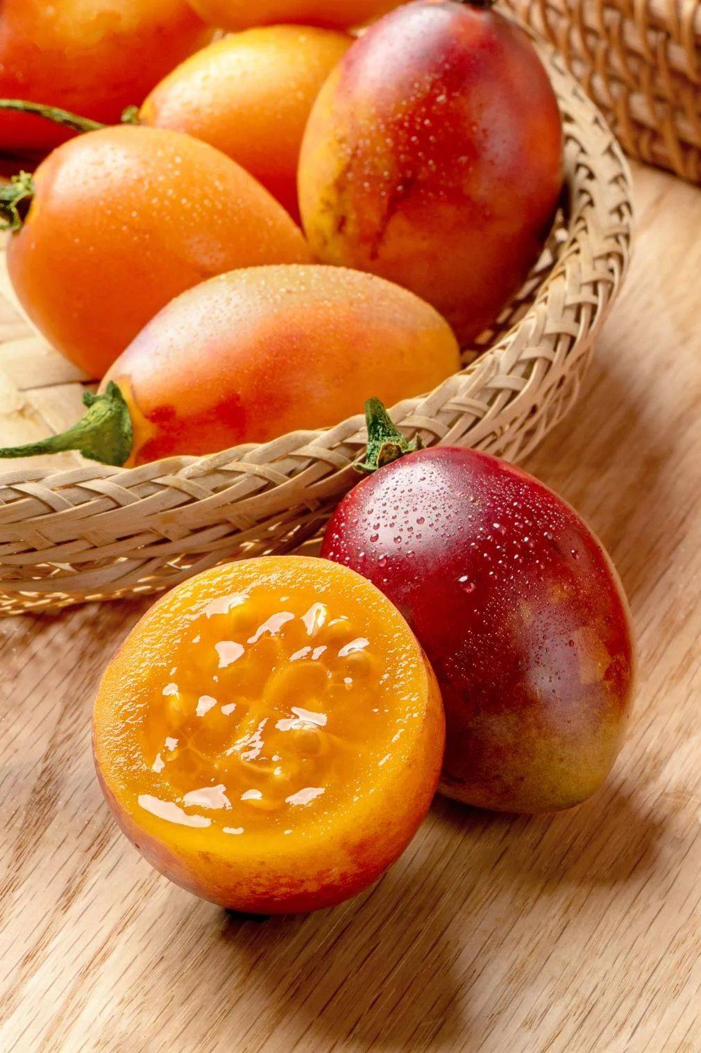 锅底料品类引领复合调味品行业新潮流麻将胡了试玩有言有味开创树番茄火(图5)